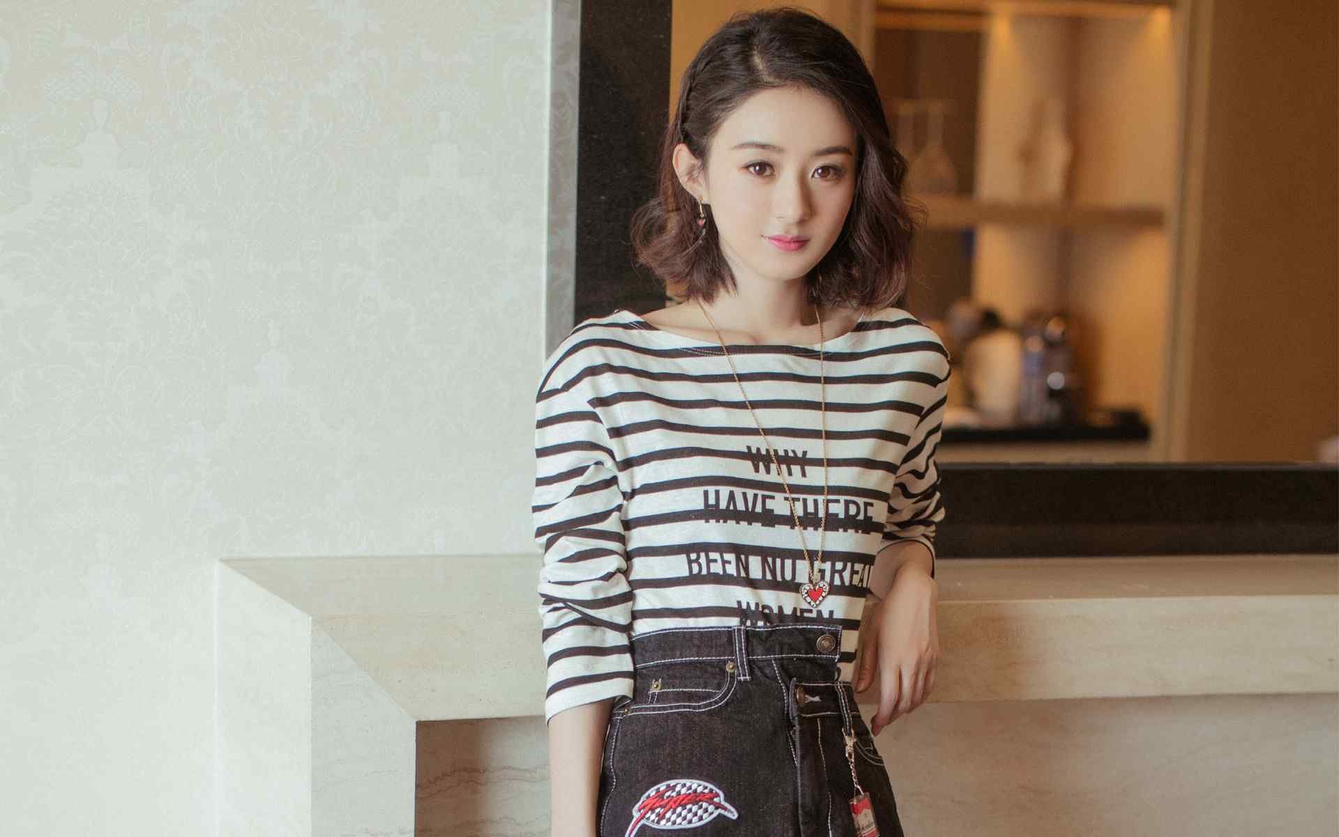 爱游戏app-杰克·阿莱克西蝶泳比拼力压群雄