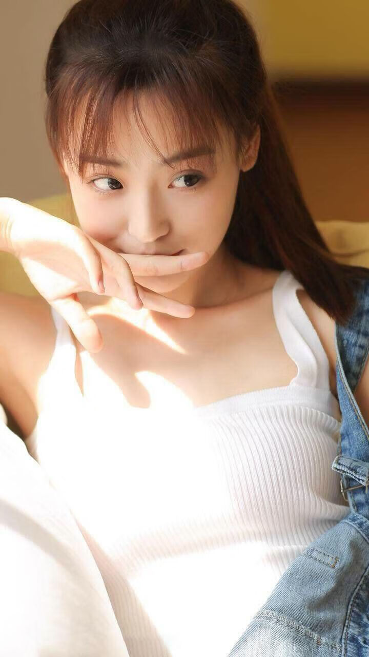 水球强碰对手希腊打出血性表现,水球比赛打架视频